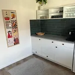 By Bookiebooking Hostel *