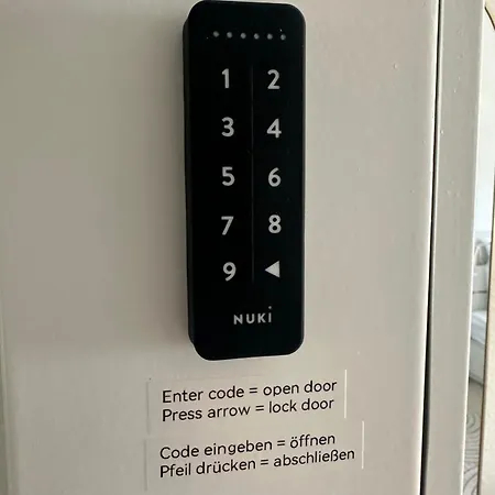 Hostel By Bookiebooking
