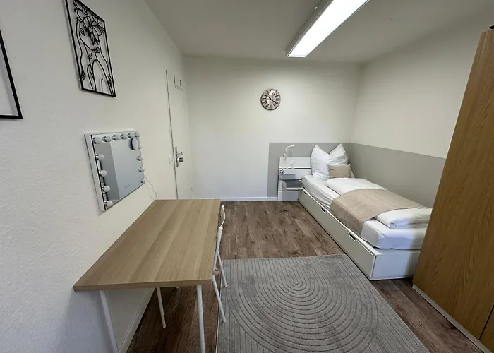 By Bookiebooking * Wiesbaden