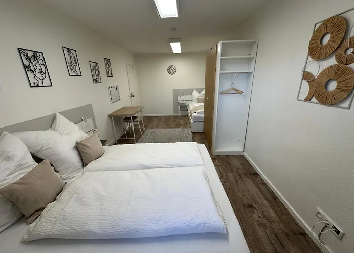 By Bookiebooking * Wiesbaden