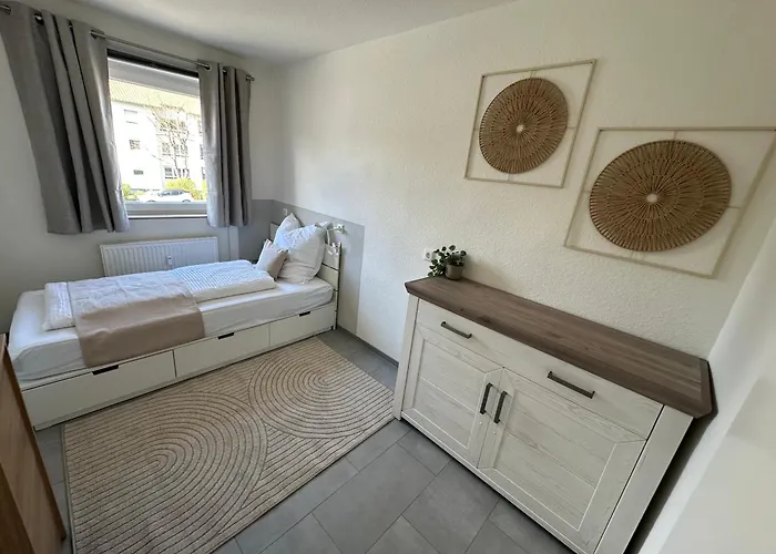 By Bookiebooking * Wiesbaden