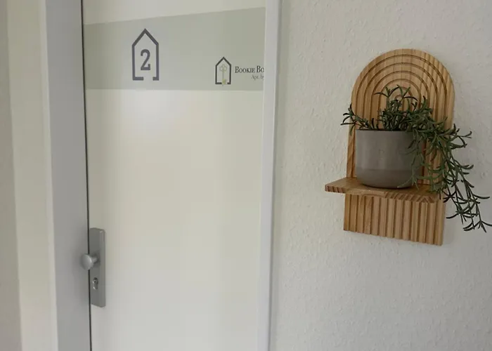 By Bookiebooking Albergue