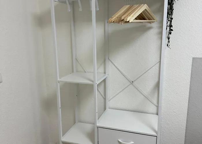 By Bookiebooking * Wiesbaden